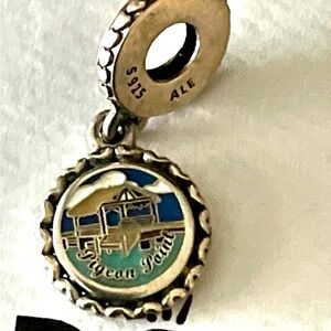 Pandora Pigeon Point Charm